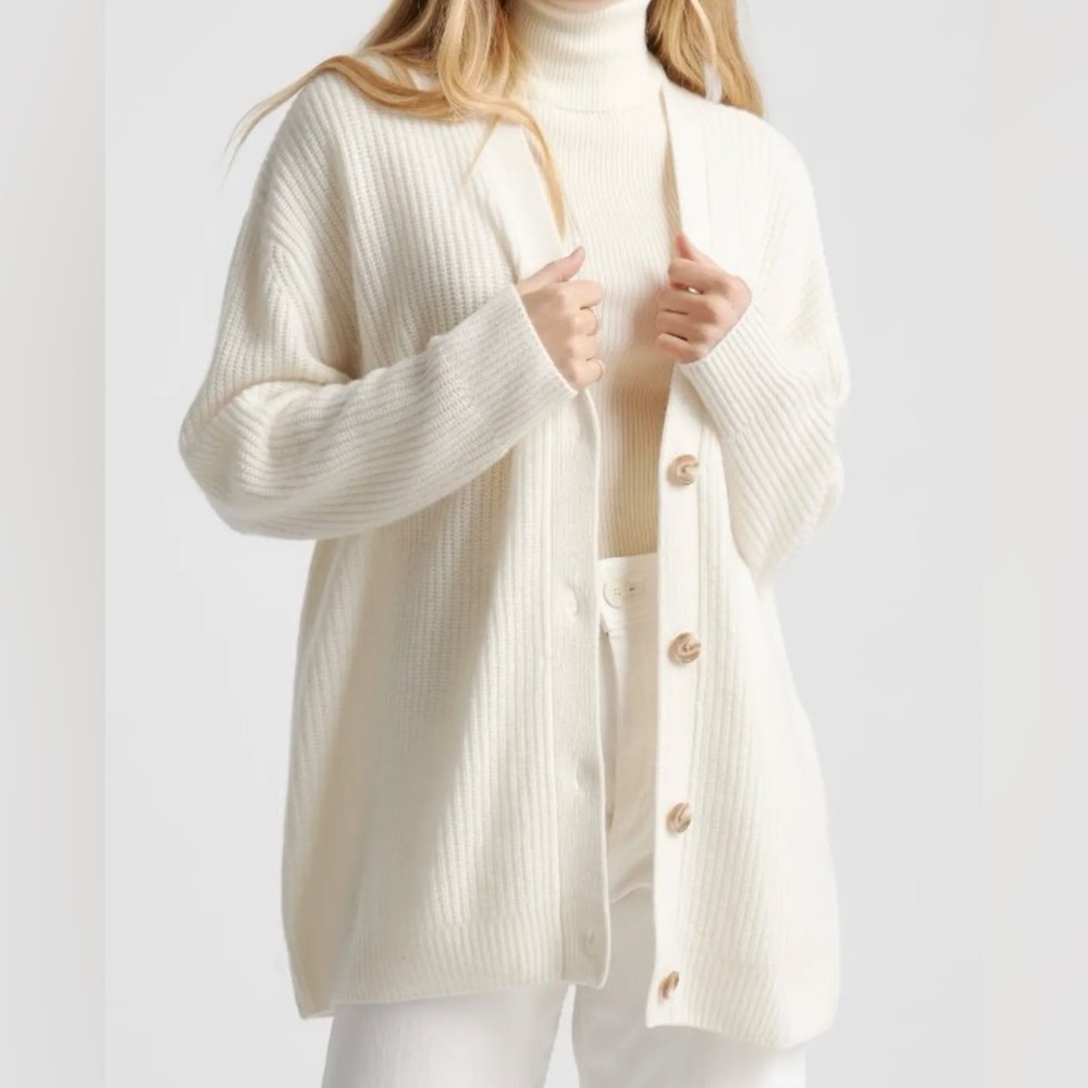 Quince - Mongolian Cashmere Oversized Boyfriend Cardigan Sweater